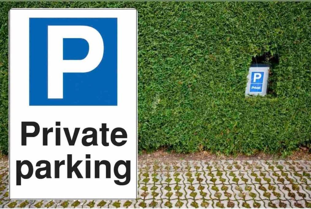 2 Zimmer Apartment Mit Parkplatz Berlin Eksteriør bilde