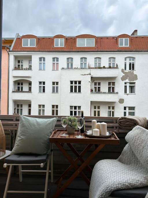 2 Zimmer Apartment Mit Parkplatz Berlin Eksteriør bilde